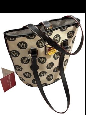 Dooney and Bourke Signature white and black Bucket Bag NEW With Tags LUXURY BAG